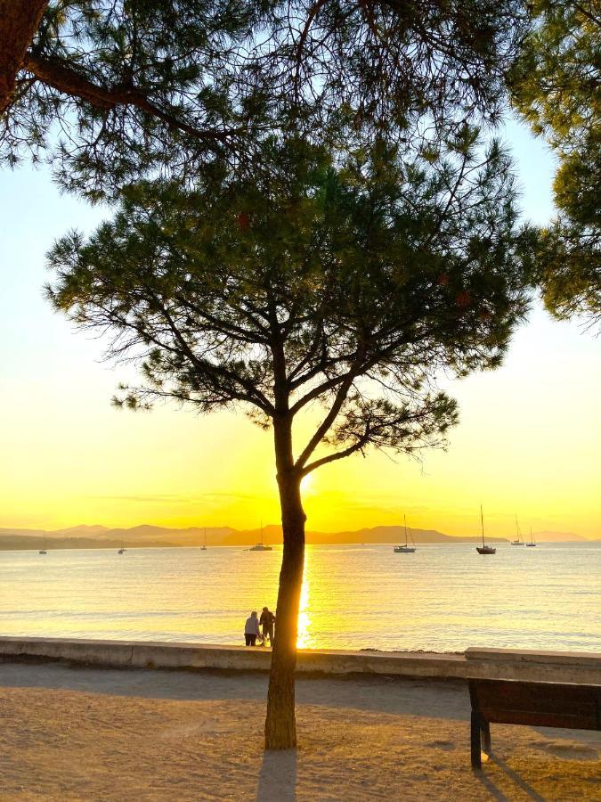 Blue Summer Vibes Mini Studio For Two, Ac, Parking, Beach At 50M, Spa Access -2 La Ciotat Exterior photo